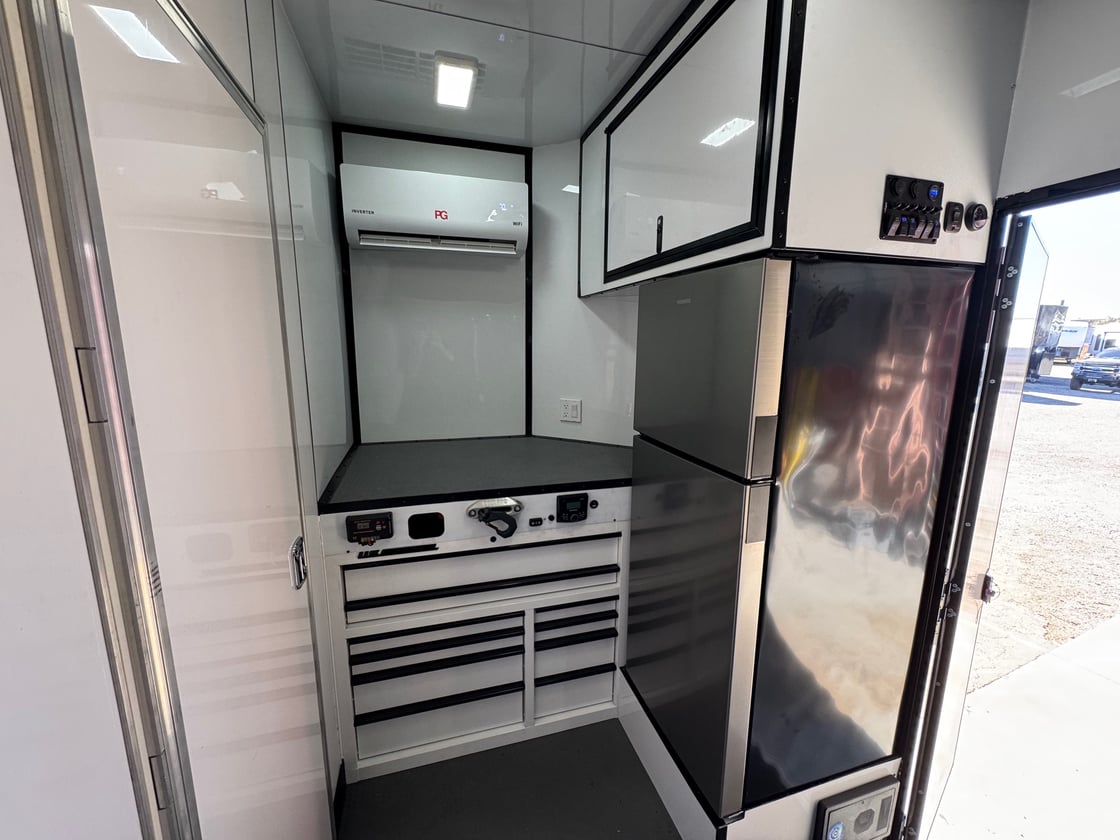 Image of 30'x106''x13.5'