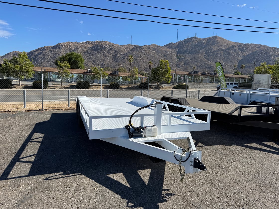 Image of 20' Racer X