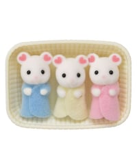 Image 4 of apple calico critter keychain ₊˚⊹ ᰔ