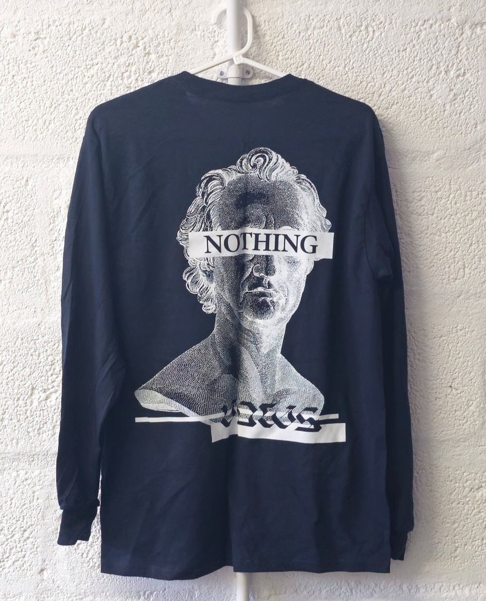 NOTHING LONGSLEEVE