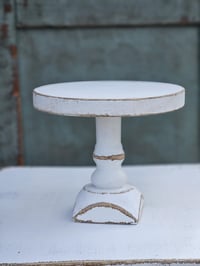 Cake stand   8   white 