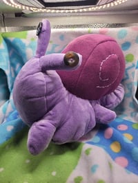 Image 1 of Snail