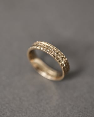 Image of 9ct gold 5mm flat court herringbone ring