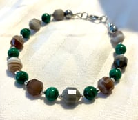Image 4 of Stillrise - Botswana Agate and Malachite Size: 6.5