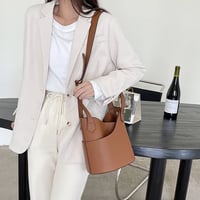 Image 8 of Bag Women's Bag New Autumn And Winter Casual Crossbody Shoulder Bag Pu Large Capacity Handbag Bucket