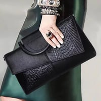 Image 4 of Women's Pu Leather Splicing Crocodile Vintage Style Square Magnetic Buckle Shoulder Bag Clutch Bag H