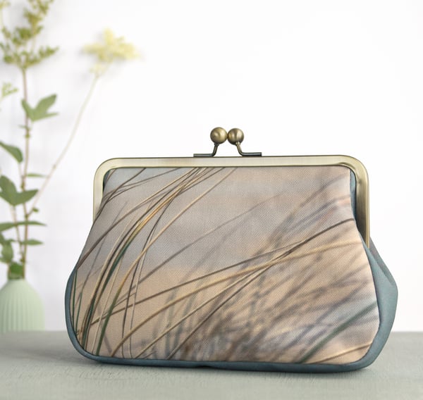 Image of Seascape grasses, clutch/shoulder bag - roomier size