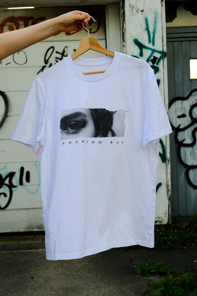 Image of "eye" t-shirt white