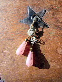 Image 4 of Art deco gold floral cut out earrings handmade with salmon pink & gold splash Czech glass drops