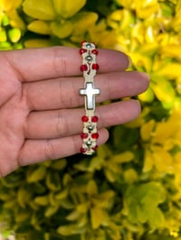 Image 4 of Cross with Knot Design