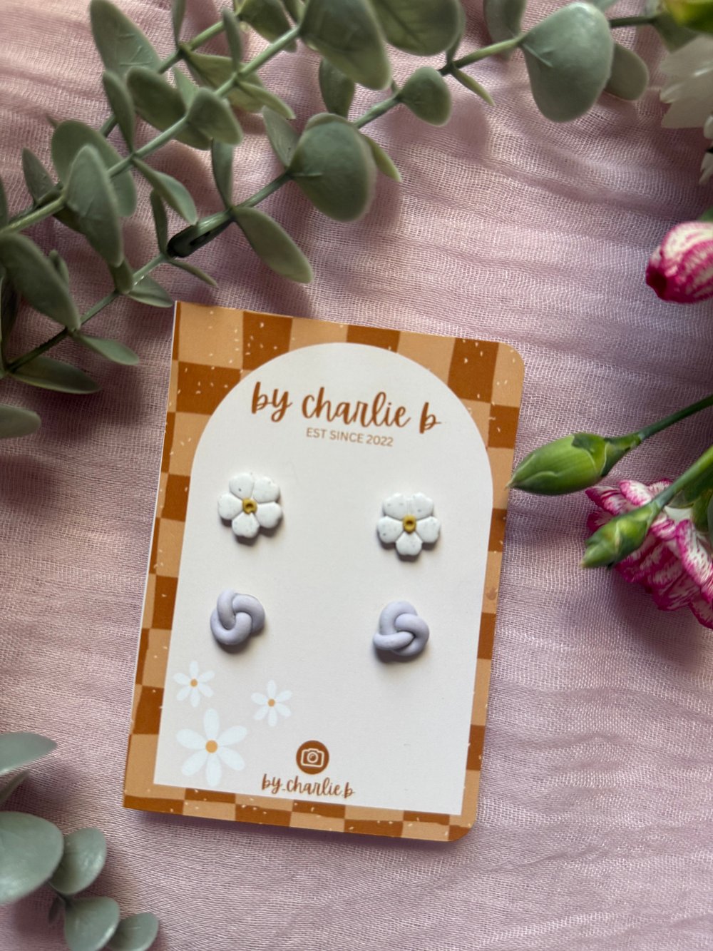 Image of Purple knot stud & daisy stud pack 