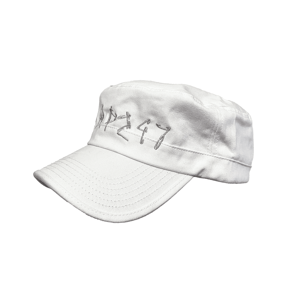 Ta¢ Hat (White)