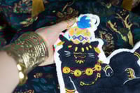 Image 3 of 【FREE!】 "Come, my servant — pet your emperor now."Badcat Embroidery Hand Towel