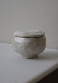 Image 4 of bol /  boite 