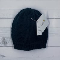 Beanie 8ply - L371 - Amazon Green (discontinued)