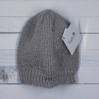 Beanie 8ply - L381 - Pearl
