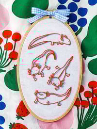 Image 2 of "3D Axolotls" Hoop
