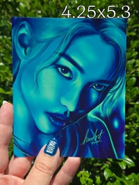 Image 3 of Felix Glow