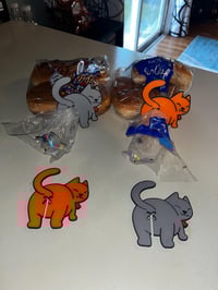 Image 3 of Bread Clip Cat Butt Funny