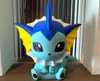 Image 3 of Evee Pokemon figurine