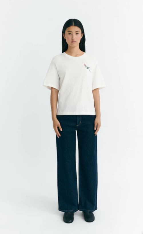 Image of 1-Camiseta flor bordada