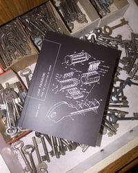 Image 1 of LOCK PACKAGING FROM THE COLLECTION OF SHRUB