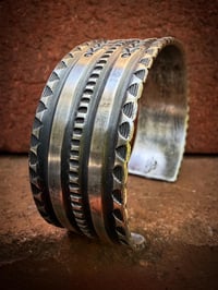 Image 5 of WL&A Handmade Ingot Old Style Arrowheads Cuff - Size 7" to 7.5" Wrist