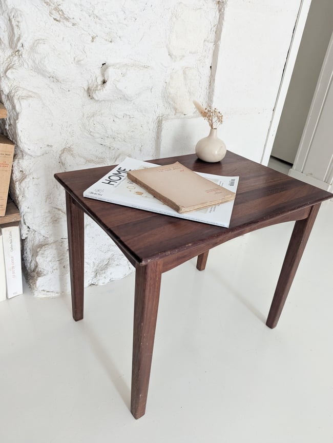 Petite table scandinave 1977. 