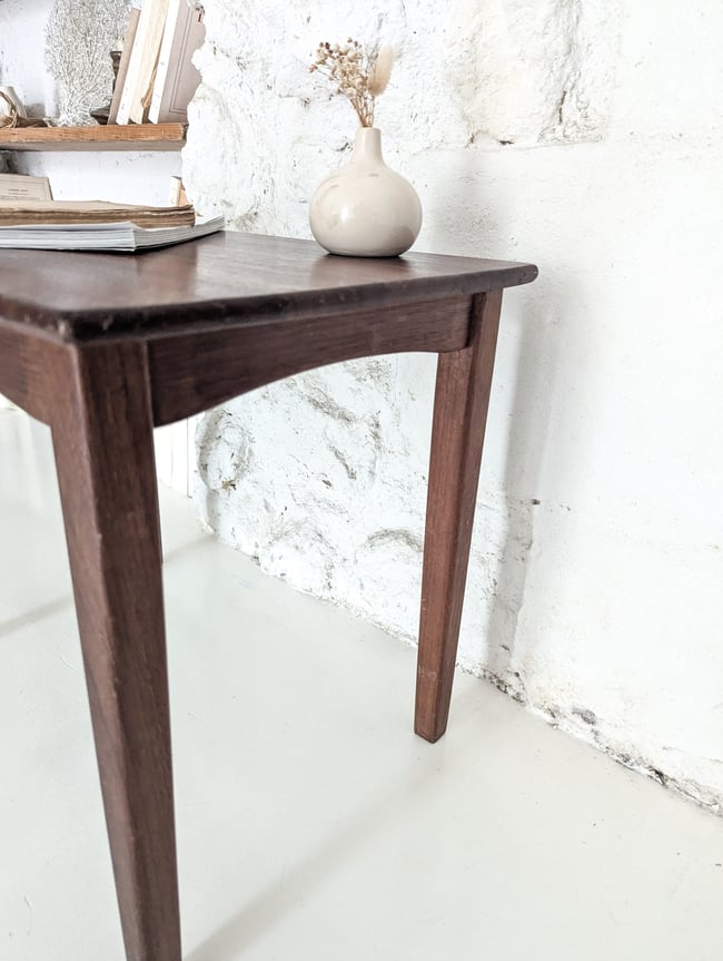 Petite table scandinave 1977. 