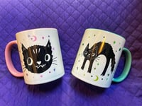 Image 3 of Scaredy Cat Mugs