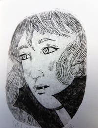 Image 2 of Petite vampire mélancolique