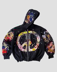 Image 1 of 1 OF 1 PEACE FLOWER BATIK PATCHWORKS ZIP HOODIE SIZE L