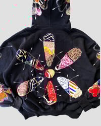 Image 10 of 1 OF 1 PEACE FLOWER BATIK PATCHWORKS ZIP HOODIE SIZE L