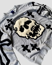 Image 3 of 1 OF 1 NIKE SKULL SAINT SWEATSHIRTS SIZE M