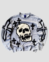 Image 1 of 1 OF 1 NIKE SKULL SAINT SWEATSHIRTS SIZE M
