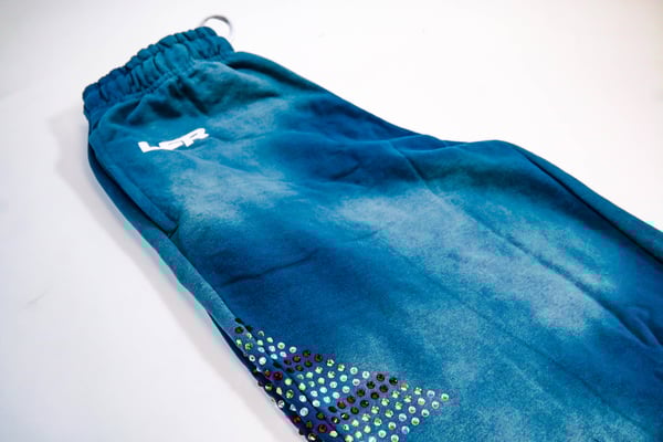 Image of LIFER SUN DISTRESSED SWEAT PANT (POWDER BLUE)