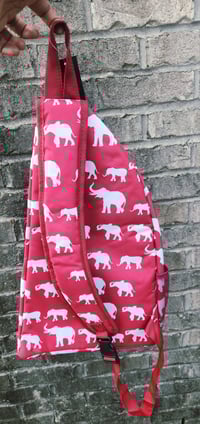Image 2 of Elephant Soror Slingbag