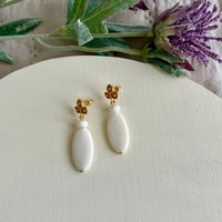 Image 1 of Pendiente Hueso 006-