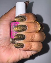 Image 12 of Gilded Glamour