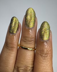 Image 13 of Gilded Glamour