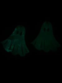Image 2 of Green Ghost glo