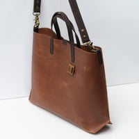 Image 5 of Large Hex Two-way Tote in toasted caramel