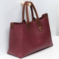 Image 2 of Slouchy 3-panel Tote in pebbled cherry