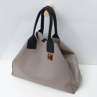Image 5 of Slouchy 3-panel Tote in pebbled light gray and black