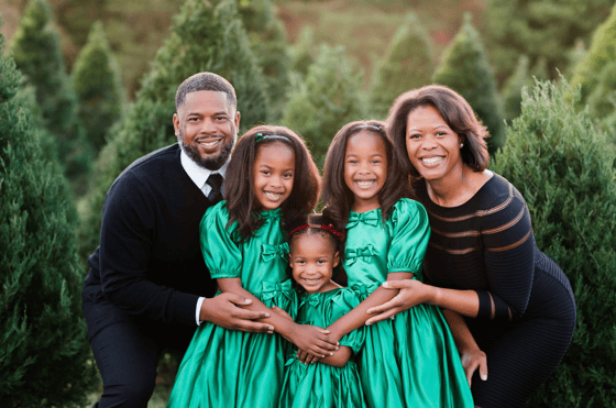 Image of Christmas Tree Farm Family Mini Sessions