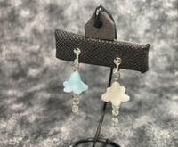 Image 1 of Dewdrop Lillys