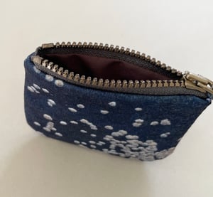 Image of Barnacles, tiny zipper purse