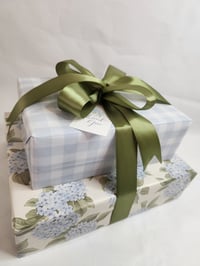 Image 4 of Giftwrapping 