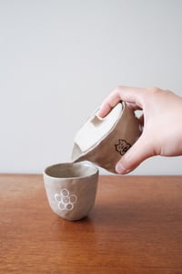 Image 4 of Travel ceramic teapot
