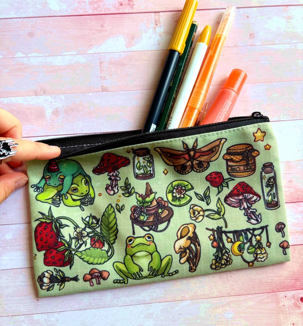 Frog Party , Pencil Bag